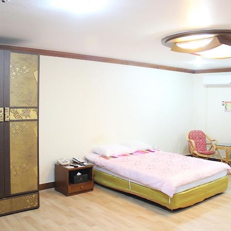 אולסן Hotel Good Morning מראה חיצוני תמונה