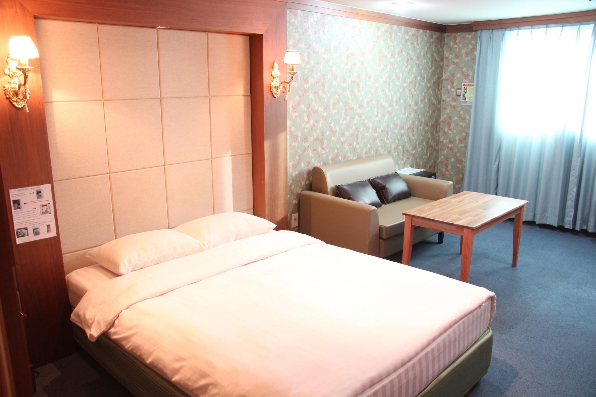 אולסן Hotel Good Morning מראה חיצוני תמונה