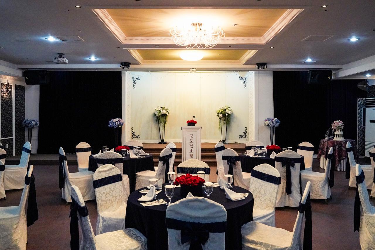 אולסן Hotel Good Morning מראה חיצוני תמונה